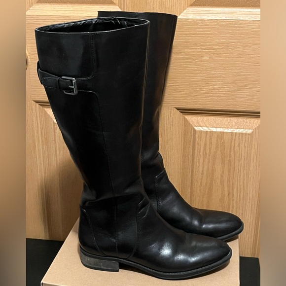 Sam Edelman Patton 2 Riding Boots Black Leather
Side Zip Buckle - Picture 6 of 15